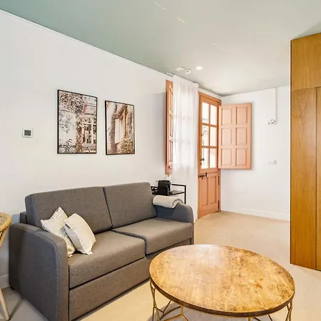 Limehome Calle Pozanco - Center * コルドバ